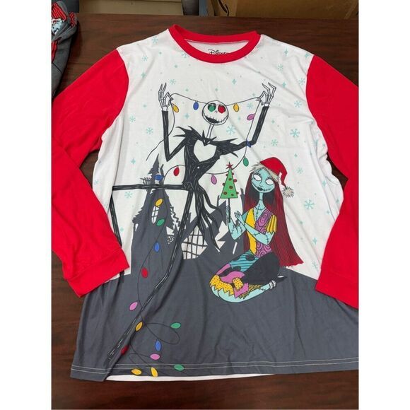 Disney The Nightmare Before Christmas Pajama Set Size Large - Picture 2 of 6